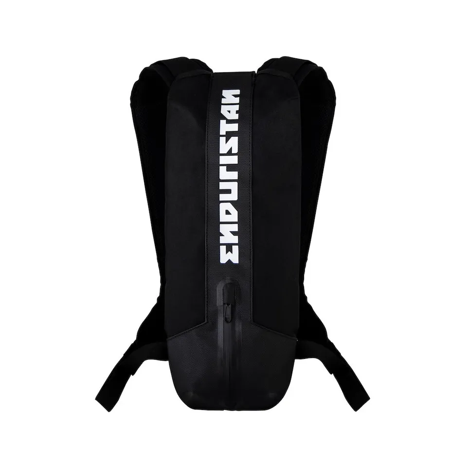 enduristan-lyndon-s-hurricane-hydro-rucksack image 1